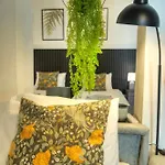 Cozy Flat. Swim 2 Minutes Walk. The Old Mcri1-1 * Valeta