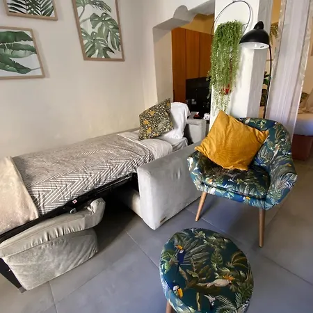 アパート Cozy Flat. Swim 2 Minutes Walk. The Old Mcri1-1 *