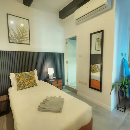 Cozy Flat. Swim 2 Minutes Walk. The Old Mcri1-1 * La Valletta