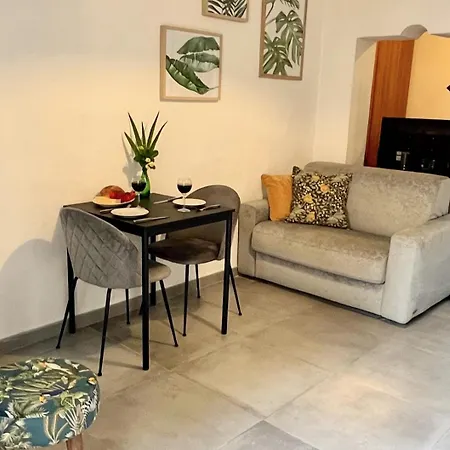 Cozy Flat. Swim 2 Minutes Walk. The Old Mcri1-1 Appartamento