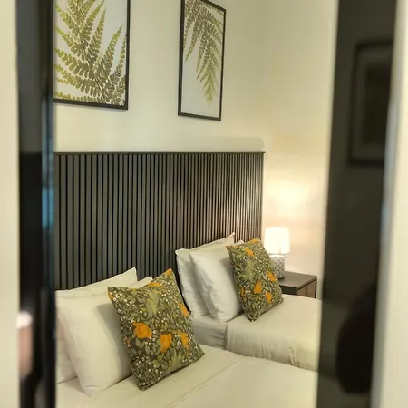 アパート Cozy Flat. Swim 2 Minutes Walk. The Old Mcri1-1 バレッタ